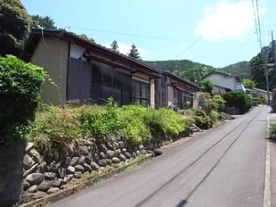 岩崎霊松院様貸家14-17の物件外観写真